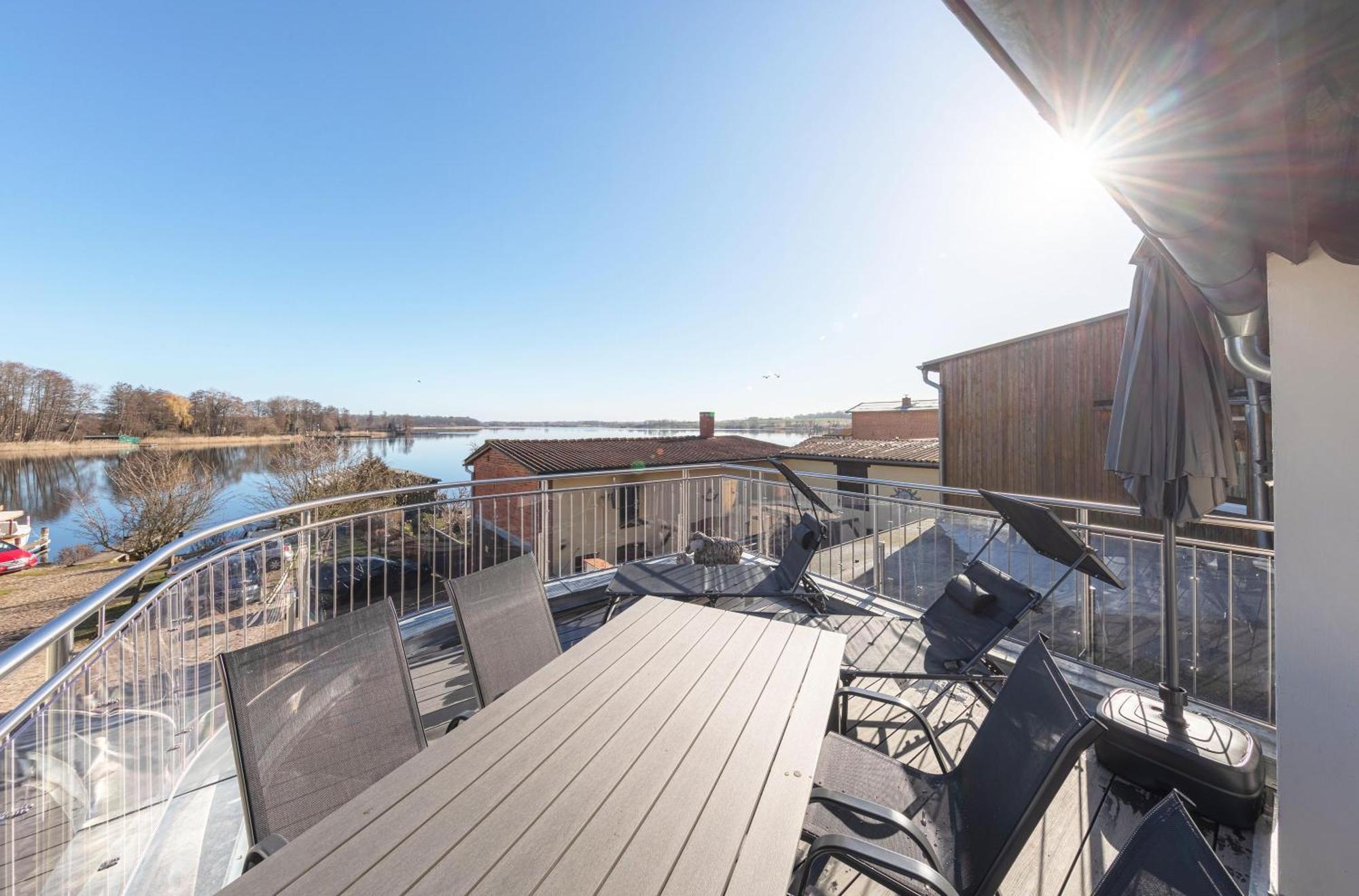 Ferienhaus Wasserblick Auf Der Insel Mit Sauna Malchow  Extérieur photo